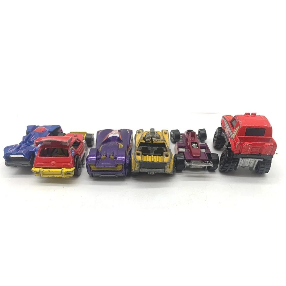 Hot Wheels Diecast Car Lot 20pc Multicolor Vintage 1987 Mattel Terrain Base